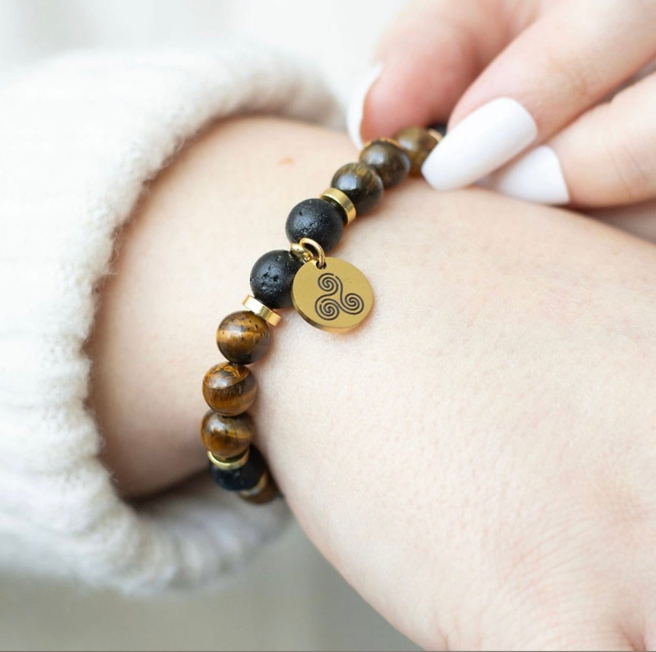 Confidence Tiger's Eye Crystal Essential Oil Bracelet Confidence Tiger's Eye Crystal Essential Oil Bracelet