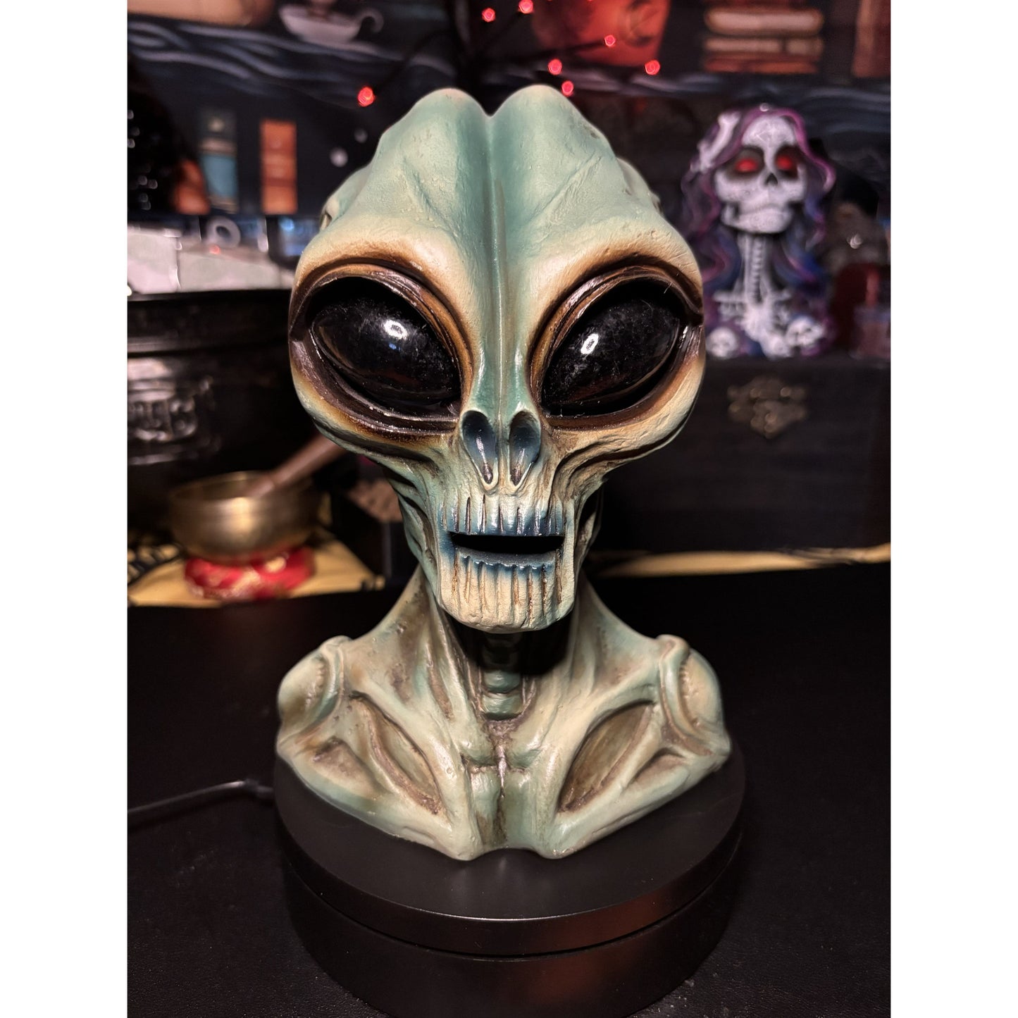 Large Alien Head with Color Changing LED Eyes - Sci-Fi Gothic Decor Statue