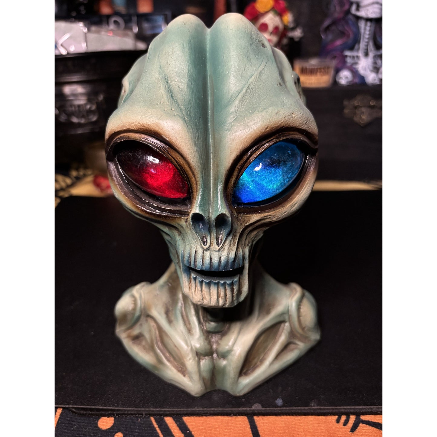 Large Alien Head with Color Changing LED Eyes - Sci-Fi Gothic Decor Statue