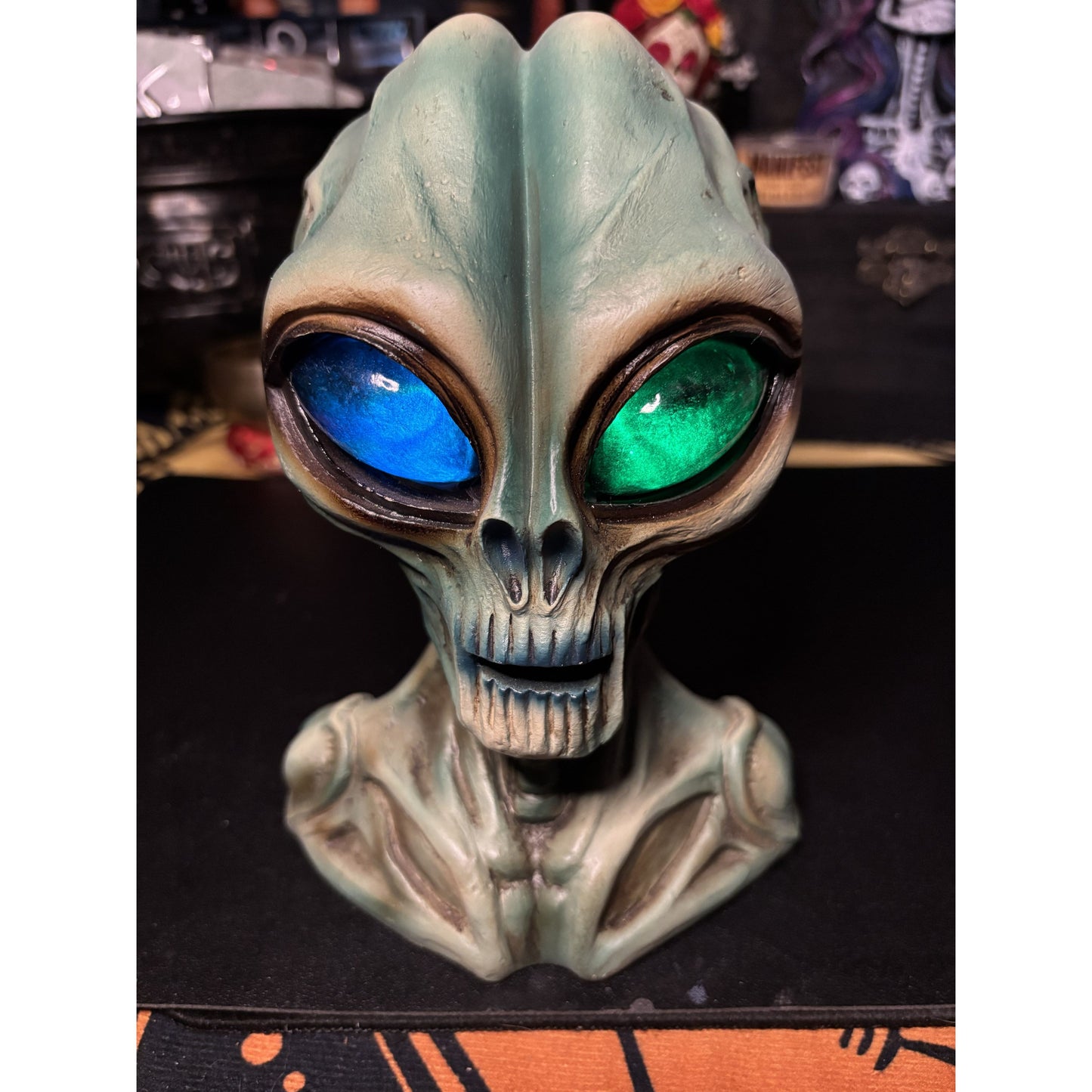 Large Alien Head with Color Changing LED Eyes - Sci-Fi Gothic Decor Statue