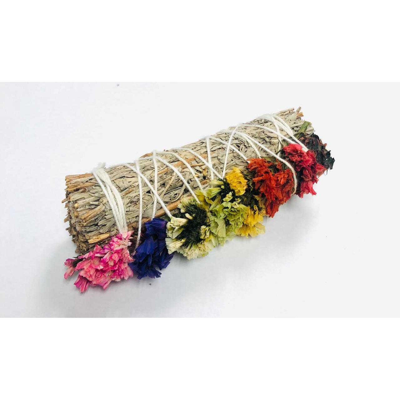 White Sage Smudge Bundle with 7 Chakra Sinuata Flowers – 4"